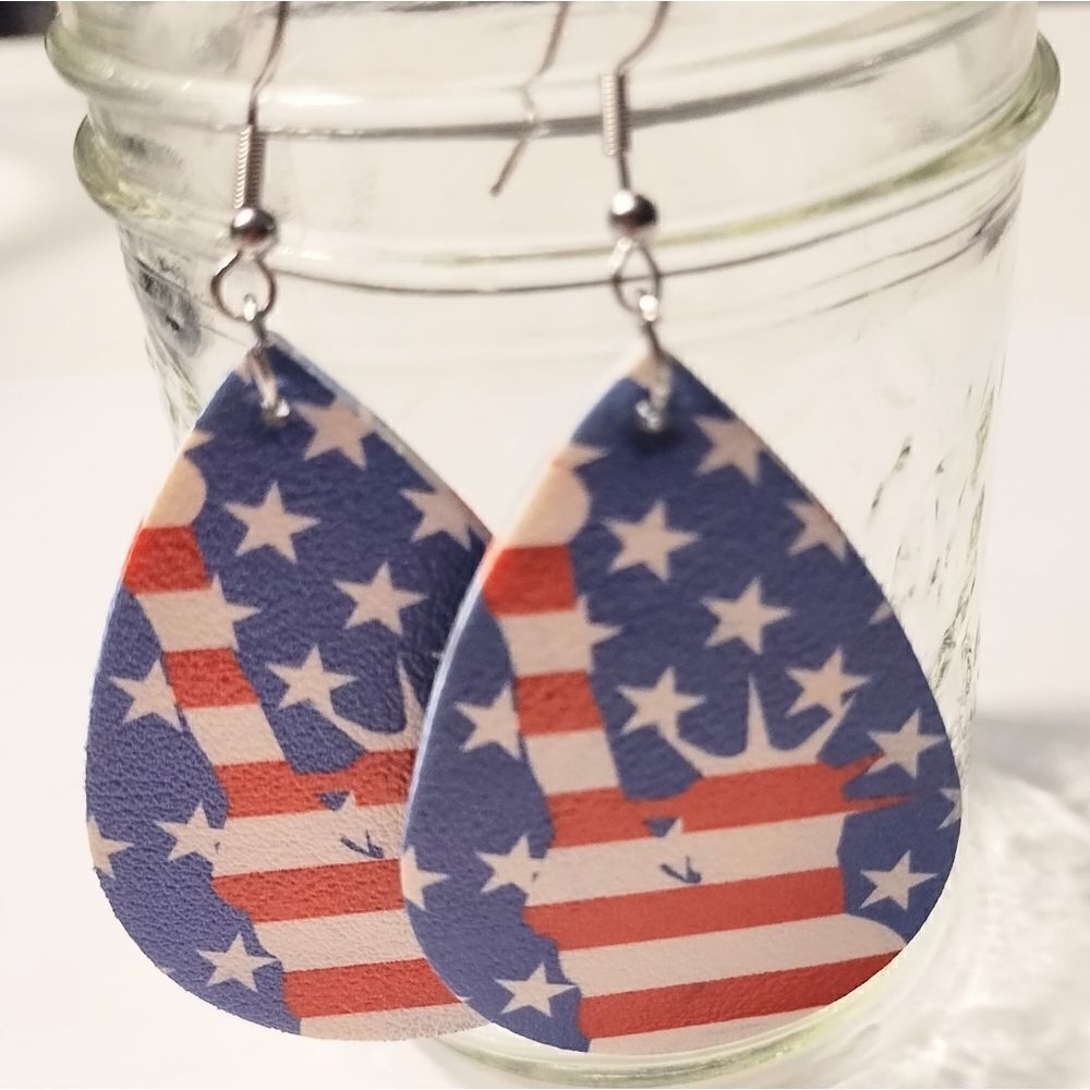 Faux leather dangle‎ earrings teardrop New d72